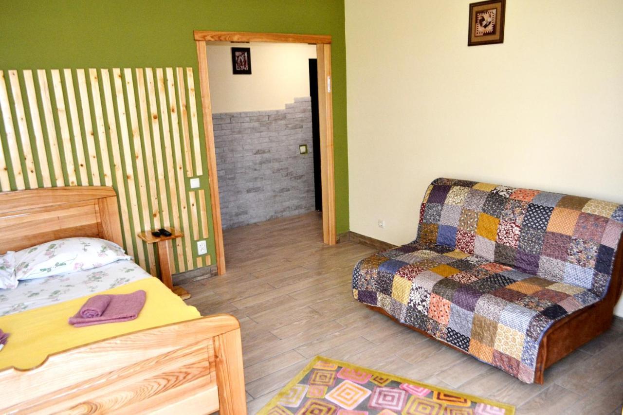 Апартаменты Sunset Kamianets-Podilskyi Ngoại thất bức ảnh